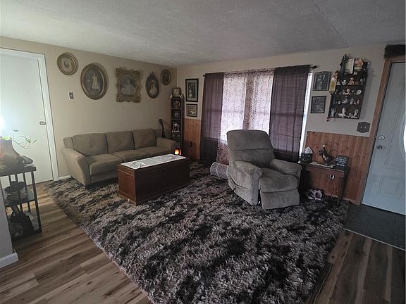 3rd image of 1190 Kent Rd