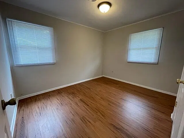 3 bed, 1.0 bath, 1000 sqft, $1,400 — Photo 4