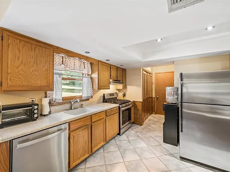 1808 Route 208 — Photo 16