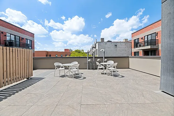 Rented by Living New York | media 36