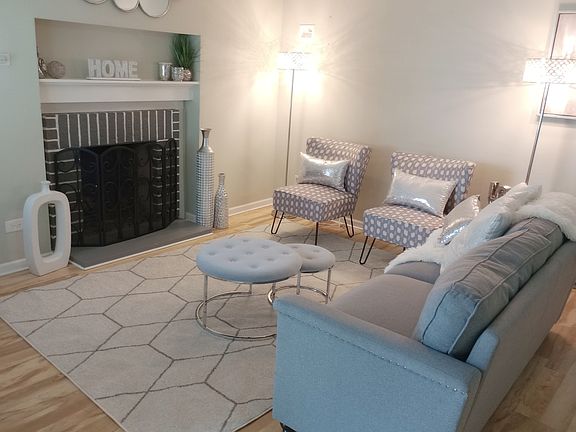 2nd image of 1352 Cunat Ct APT 3B