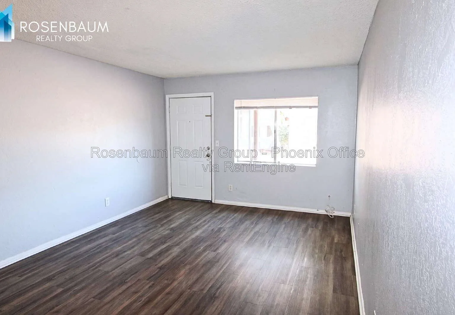 2 bed, 1.0 bath, 848 sqft, $945 — Photo 3