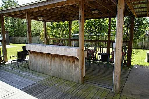 5th image of 10716 Dogwood Dr