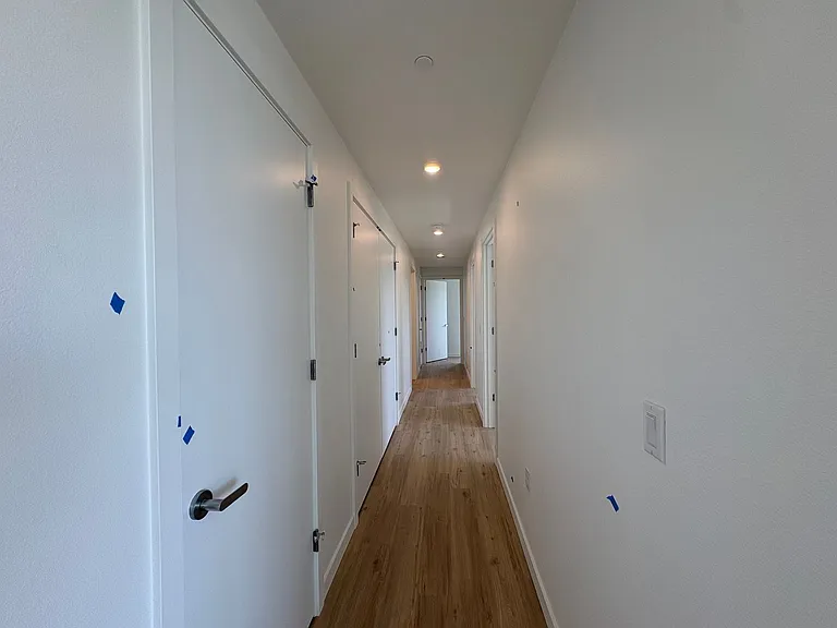 Abbey Creek Square Apartments — Photo 7