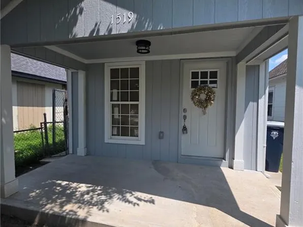 1519 Winchester Ave, Kansas City, MO 64126