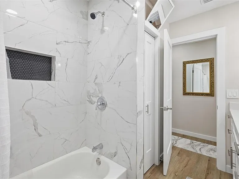5247 Carmilfra Dr — Photo 26