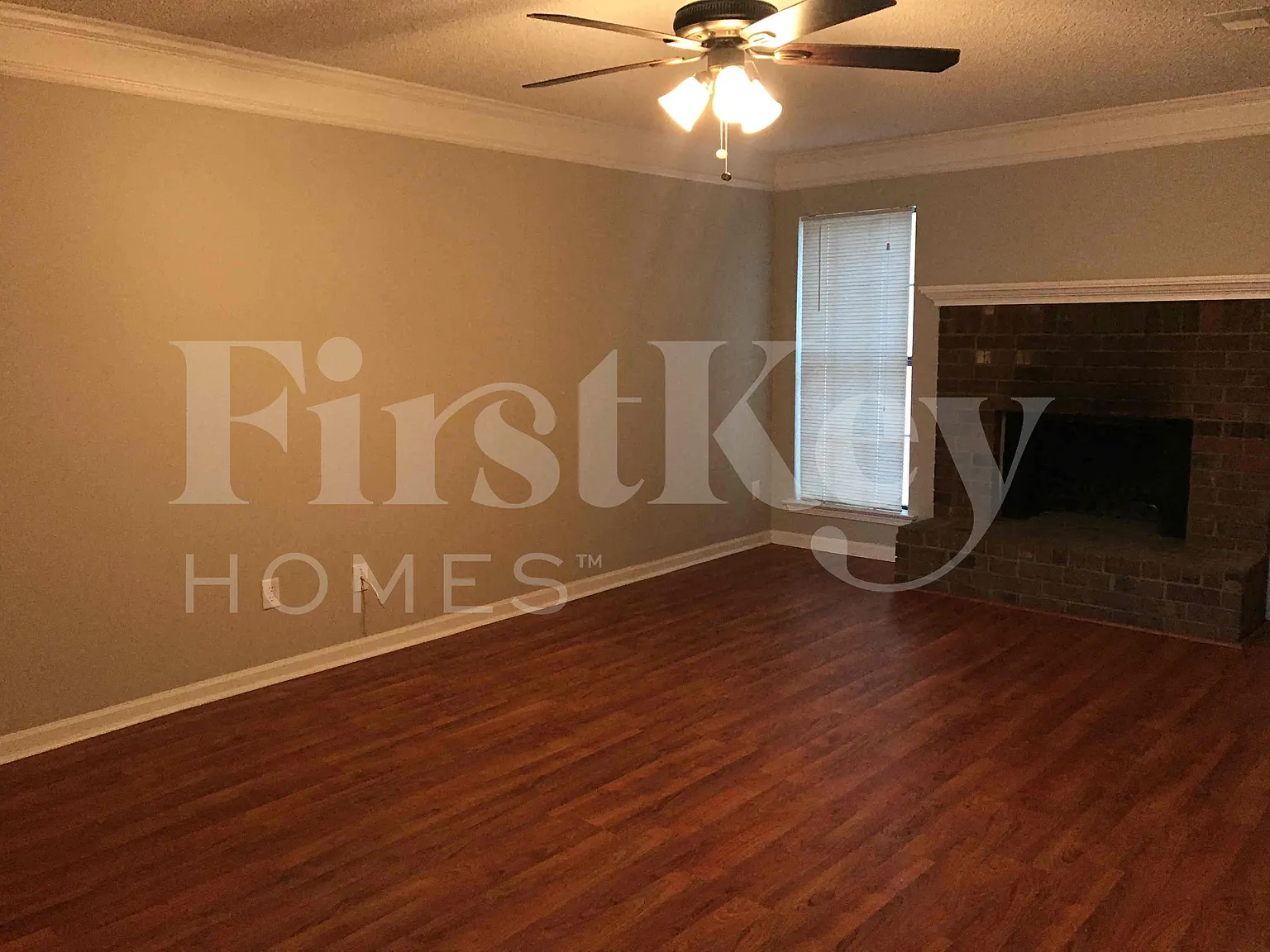 3 bed, 2.0 bath, 1312 sqft, $1,365 — Photo 4