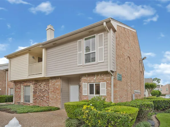 5901 Woodway Place Ct, Houston, TX 77057