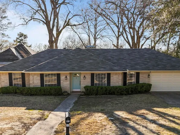 6019 Huntington Dr, Tyler, TX 75703