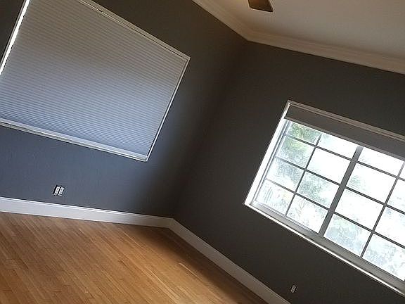 5th image of 2131 Calais Dr APT 5