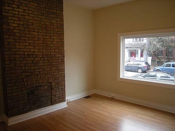 2nd image of 250 S Saint Clair St