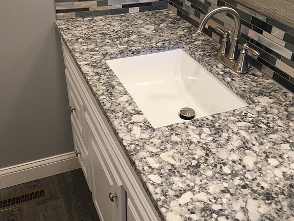 4th image of 576 Carroll St APT 11