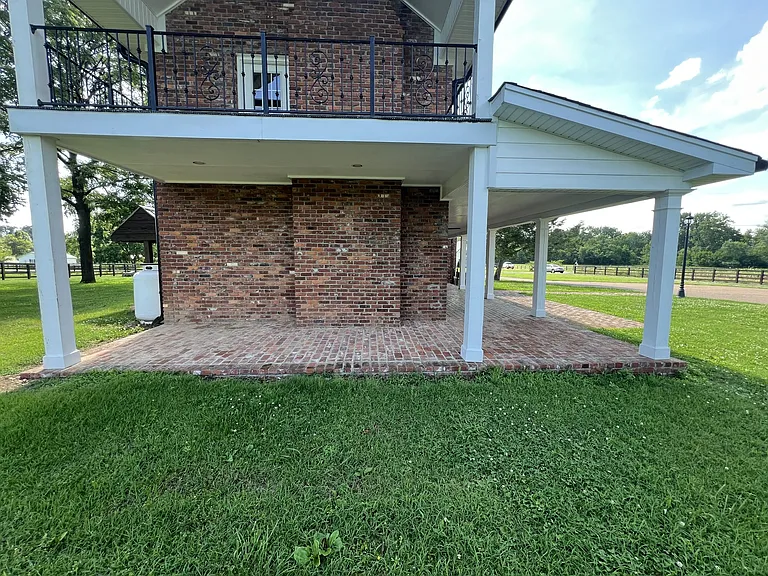 290 Kirk Ln — Photo 34