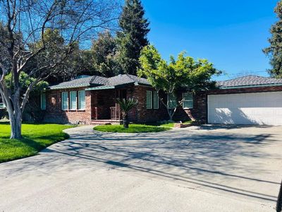 1716 W Tulare Avenue, Visalia, CA, 93277