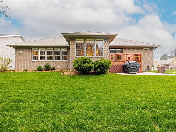 2nd image of 4698 Falls Creek Dr