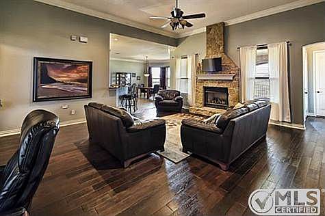2nd image of 3208 Steamers Ct