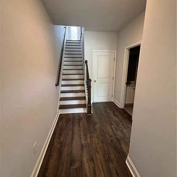 1202 Ainsworth Aly — Photo 13