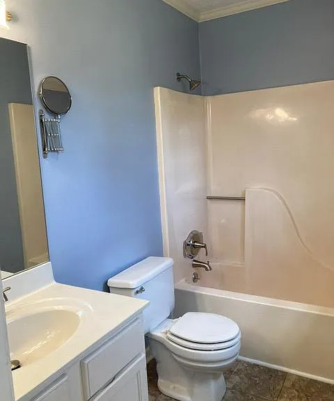 618 Basswood Ave — Photo 11