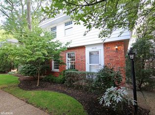2111 Sherman Ave #B, Evanston, IL 60201