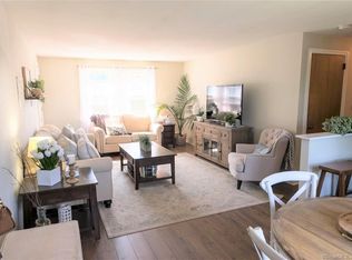 35 Brewster Rd APT C, Glastonbury, CT 06033