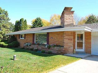 3360 Cullen Dr, Brookfield, WI 53005