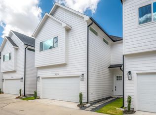 1216 McNeil St, Houston, TX 77009