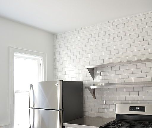 3rd image of 127 Ashland Ave