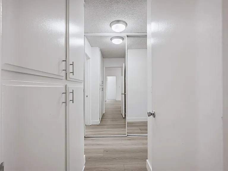 Viva Apartments — Photo 17