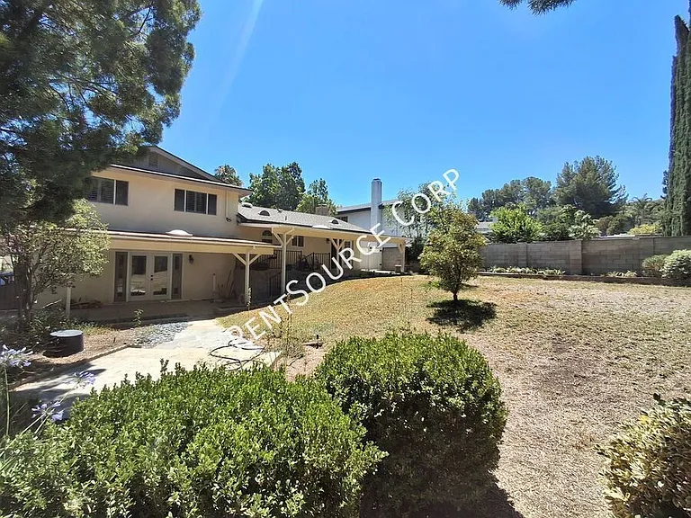 26421 Torrey Pines Dr — Photo 32