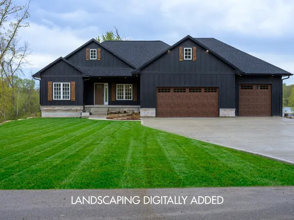 W647 Oak Shr, Fall River, WI 53932