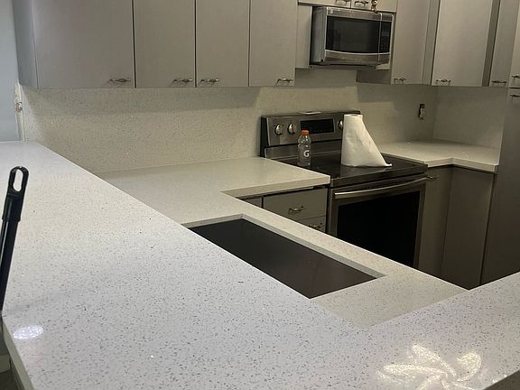 beautiful granite kitchen countertop