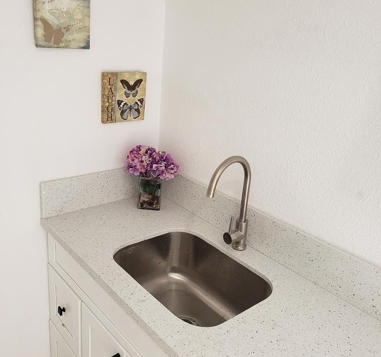 2532 North Arrowhead Avenue B 2532 N Arrowhead Ave San Bernardino