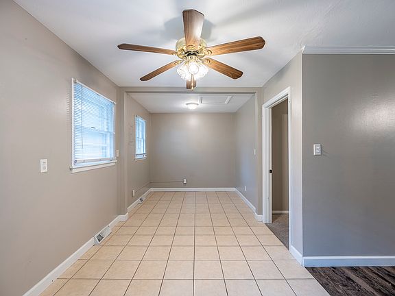 5th image of 2417 Hobbs Dr