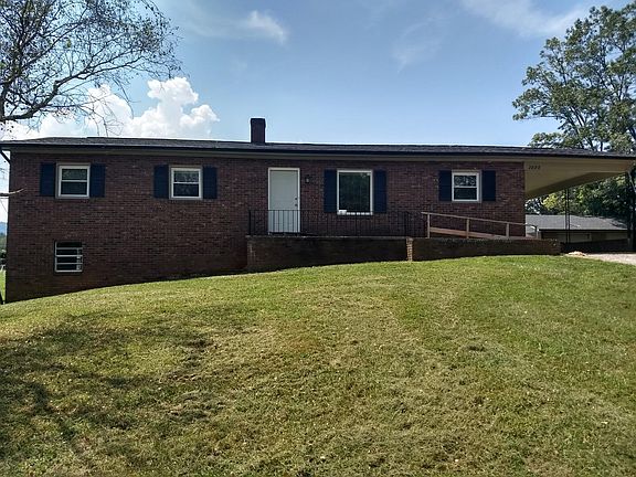 2nd image of 2898 McNeelly Dr
