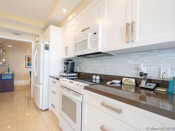 5th image of 2000 Island Blvd APT 2605