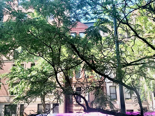 Rented by R New York | media 31