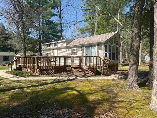 105 Red Oak Wisconsin, Lake Delton, WI 53940
