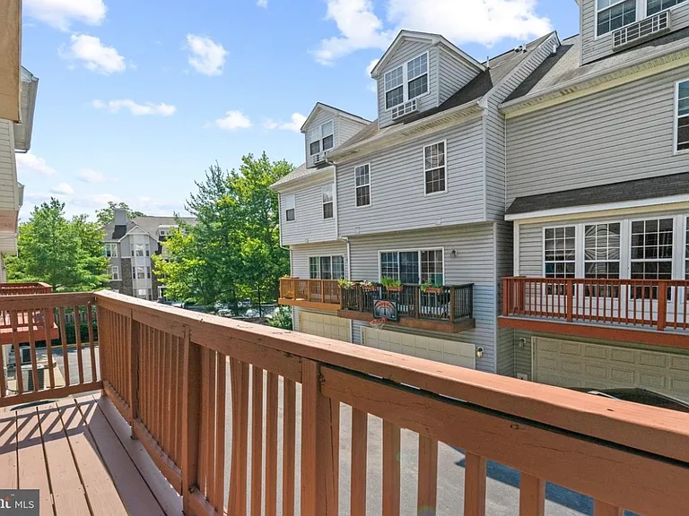 3508 Clay Creek Ct — Photo 30