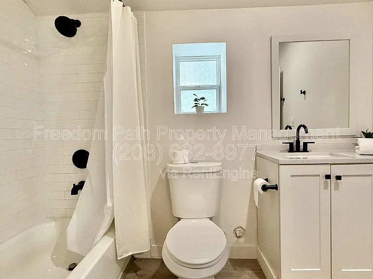 1519 E Montana Ave — Photo 9
