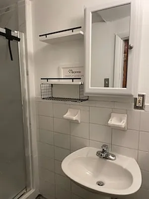 Rented by Imani Q'ryn Realty | media 5