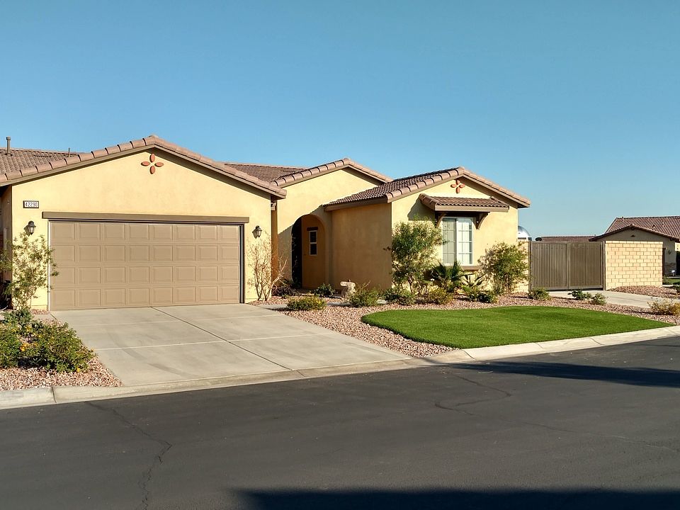 1st image of 42290 Matterhorn Dr