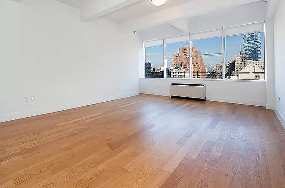 53 Park Pl #10C