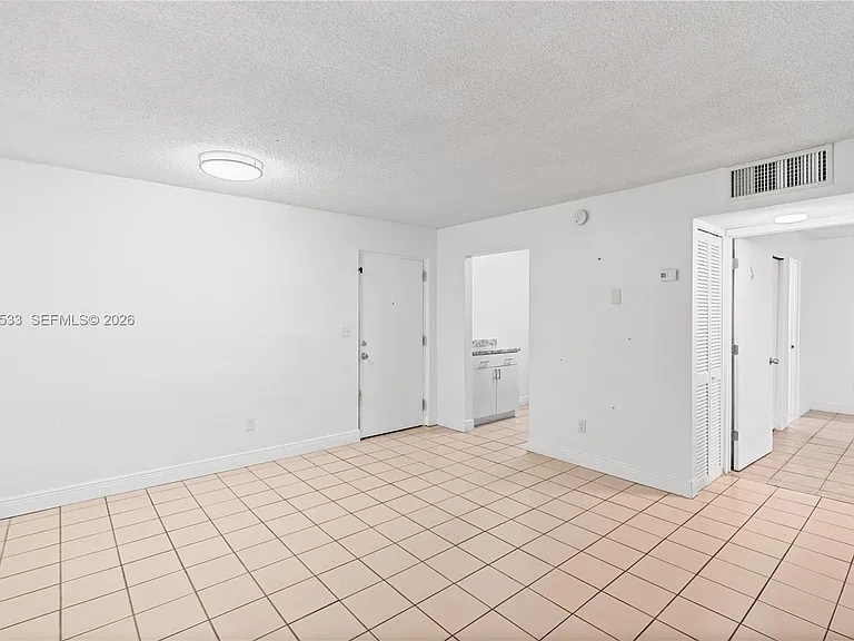 8501 NW 8th St #106 — Photo 12