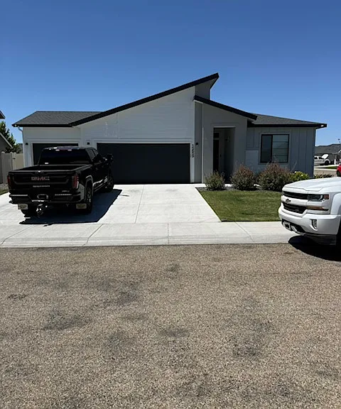 15659 Bateleur Ave — Photo 1