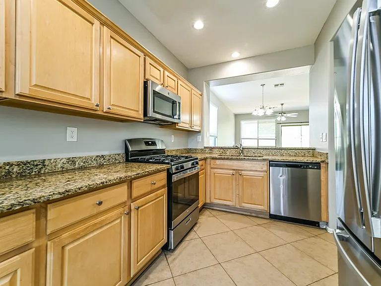 3806 W Ghost Flower Ln — Photo 9