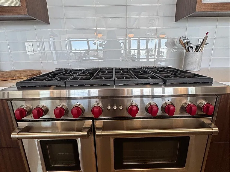 1120 Palm Dr — Photo 12