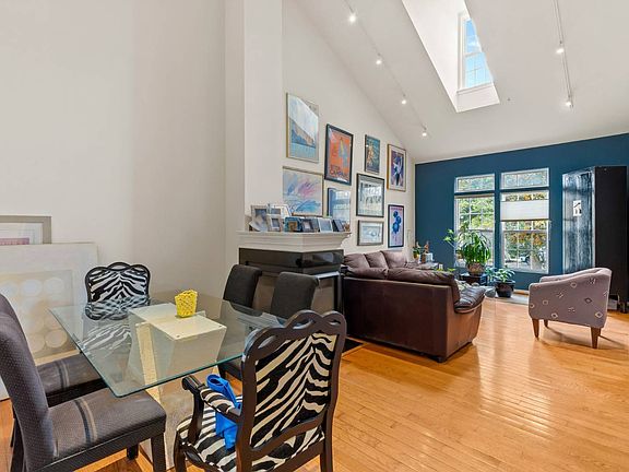 4th image of 8402 Prairie Rose Pl #8402