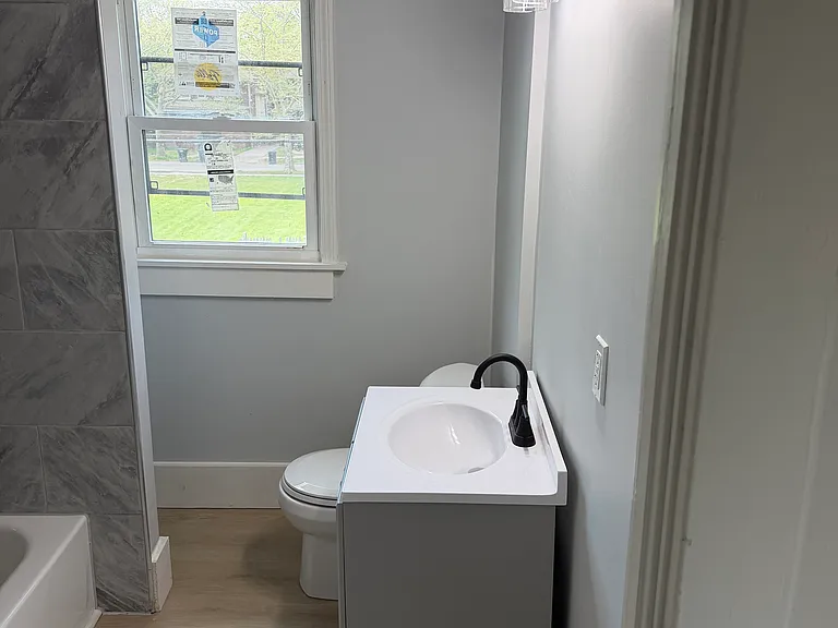 3284 Northwestern St #2 — Photo 16