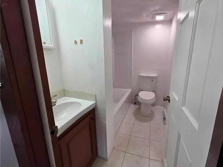 35 Dayton St #2 — Photo 7