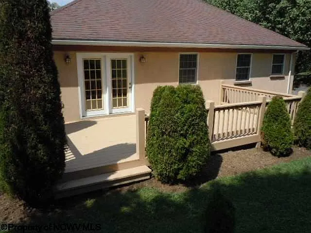 9 Brookside Pl — Photo 16